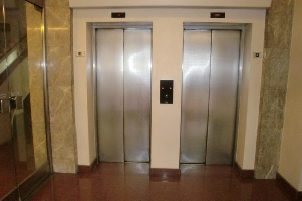 Arcolinea - Ristrutturazione ingresso Milano - Prima